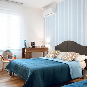 Deluxe Front Sea, Domus Lumeras Bed and breakfast